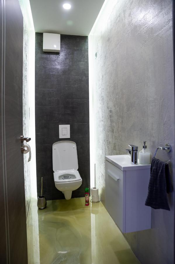 Dream Apartman 3 With Free Parking Gyor Exterior photo